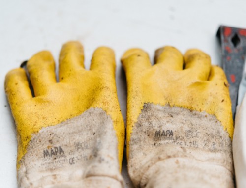 Choosing The Right Safety Work Gloves